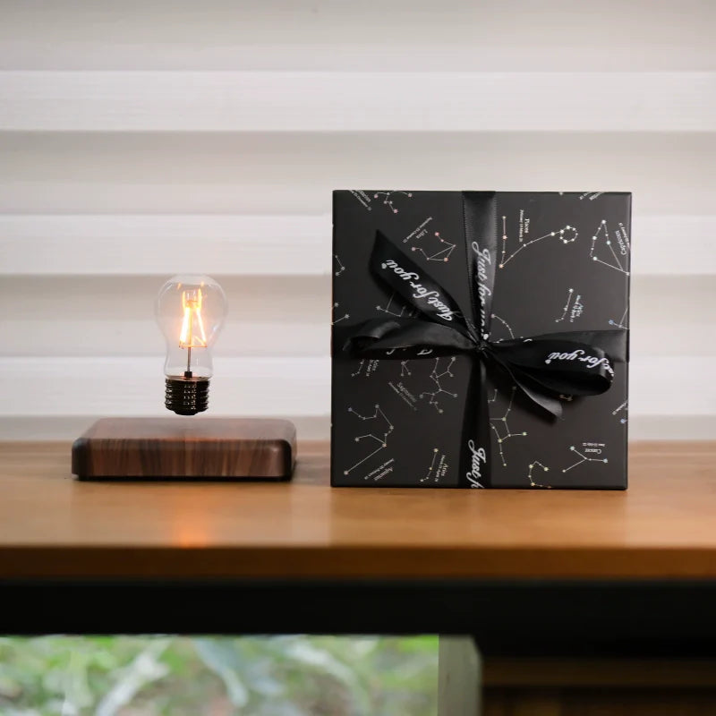 Magnetic Levitation Love Heart Lamp Creativity Floating Bulbs